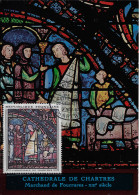 France 1963 Y&T 1399. Carte Maximum, Vitrail De La Cathédrale De Chartres. Curiosité, Rouge Déplacé, En Marge - Glas & Fenster