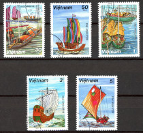 Viêt-Nam   Y&T   381 - 385    Obl   ---  1983  --  Bateaux à Voile  --  TTB - Usati