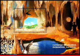 Ref. BR-2590 BRAZIL 1996 - BRAZILIAN CAVERNS, BATS,MI# B102, S/S MNH, GEOLOGY 1V Sc# 2590 - Bats