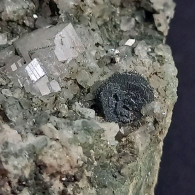 #R06 - EMATITE 'Rosa Di Ferro' Con Adularia Cristalli (Ghiacciaio Del Miage, Val D'Aosta, Italia) - Minéraux