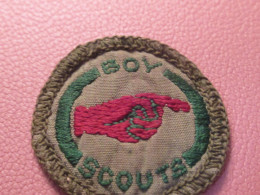 Scoutisme Canada/ Ecusson  Tissu/ Insigne De Mérite/Main Avec Index  /année 1940-1960                  ET589 - Scoutisme