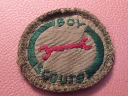 Scoutisme Canada/ Ecusson  Tissu/ Insigne De Mérite/Clé Anglaise /année 1940-1960                  ET599 - Scoutismo