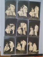 Serie De 9 Cartes  Couple , Photo Studio , Pierrot Et Sa Muse - Collections & Lots