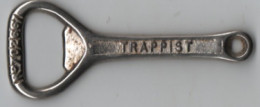 Lot 2 Décapsuleurs  Pub Trappist Westmalle  Et Raquette Tennis - Bottle Openers