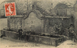 83 , LA GARDE FREINET , Vieille Fontaine , * 239 14 - La Garde Freinet