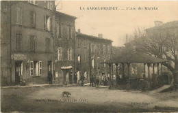 83 , LA GARDE FREINET , Place Du Marché , * 251 88 - La Garde Freinet