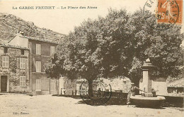 83 , LA GARDE FREINET , Place Des Aires , * 252 16 - La Garde Freinet