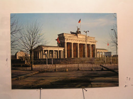 Berlin - Das Brandenburger Tor Nach Dem 13 August 1961 - Porte De Brandebourg