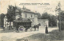 94 , FRESNES , Etablissement Penitentiaire (prison)Entrée D'une Voiture Cellulaire  , * 263 31 - Fresnes