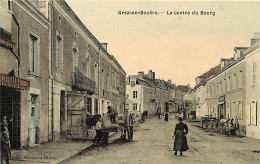 53 , GREZ EN BOUERE , Carte Toilée , Le Centre Du Bourg , * 269 81 - Crez En Bouere