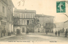 30 , REMOULINS , Place Des Grands Jours , * 273 05 - Remoulins