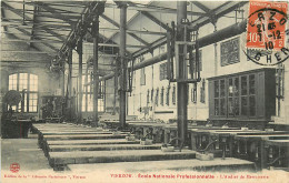 Delcampe - 18 , VIERZON , Ecole Professionnelle , Atelier De Menuiserie , * 273 14 - Vierzon