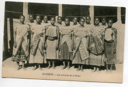 ZAMBIE ZAMBEZE Groupe De Femmes Les Suivantes De La Reine 1920    D12 2022 - Sambia