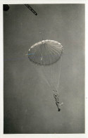 ISTRES AVIATION , Saut D'éleve Parachutiste , * 286 10 - Parachutting