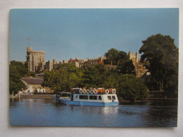 A VIEW OF WINDSOR CASTLE BECKSHIRE FROM THE BANK OF THE RIVER THAMES - Windsor