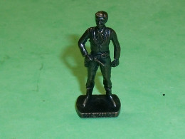 Kinder / Figurines En Métal : Doc Holliday                        TB116E - Metal Figurines