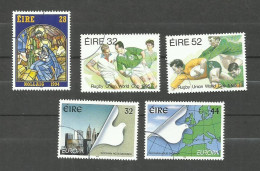 Irlande N°884, 893 à 897 Cote 6€ - Gebruikt