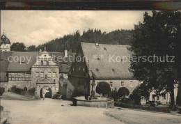 42343026 Lauenstein Erzgebirge Markt Brunnen Schlosseingang Lauenstein - Geising