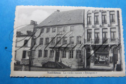 Neufchateau Hotel De Ville Et Maison Petit - Winkels