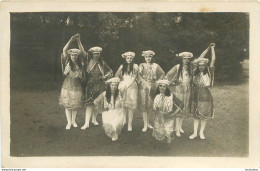 CARTE PHOTO REPRESENTATION D'UNE TROUPE NON IDENTIFIEE R7 - To Identify