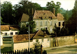 27-12-2023 (3 W 1) France - Château De Breuillet-Village - Bibliotecas