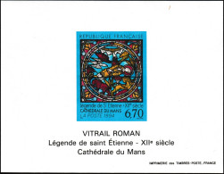 France 1994 Y&T 2859. Vitrail Roman De La Cathédrale Du Mans. Légende De Saint Étienne. Bloc Spécial Gommé. Ours, Lion - Glas & Brandglas