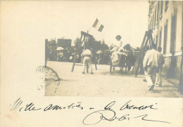 Delcampe - 271223 - CARTE PHOTO 87 BELLAC Jeu évènement Athlétisme - Pompier ? Gendarme ? Képi - Bellac