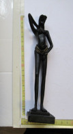 LADE 15 - STATUE DE FEMME EN BOIS - HOUTEN VROUW BEELD - 20 CM - Afrikaanse Kunst