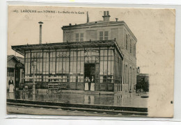 89 LAROCHE Sur YONNE Le Buffet De La Gare Serveurs Tabliers Blancs Chariots Quais CACHET  MILITAIRE 1918   D15 2022 - Laroche Saint Cydroine