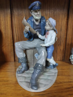 01005207 VIEJO MARINO Y SU NIETO. FIGURA PORCELANA LLADRÓ DESCATALOGADA - Lladro (ESP)