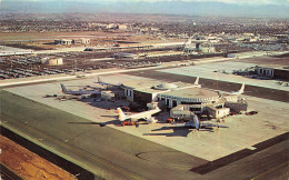 CPSM Los Angeles International Airport      L2474 - Los Angeles