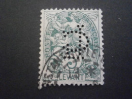 LEVANT BLANC 13 CL5 PERFORATION PERFORES PERFORE PERFIN PERFINS PERFORATION PERFORIERT LOCHUNG PERCE PERFORIERT PERFO - Oblitérés