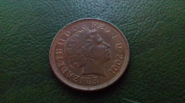 BS2 / 2 PENCE ELIZABETH II D G REG FD 2001 - 2 Pence & 2 New Pence