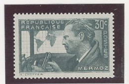 VARIÉTÉ - N°337 30c MERMOZ  N**- TACHES BLANCHES DANS LES CHEVEUX ET LE COU - Unused Stamps