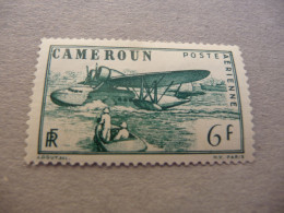 TIMBRE  CAMEROUN  POSTE  AÉRIENNE     N  7         COTE  0,50  EUROS    NEUF  TRACE  CHARNIERE - Airmail