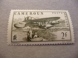 TIMBRE  CAMEROUN  POSTE  AÉRIENNE     N  4         COTE  0,75  EUROS    NEUF  TRACE  CHARNIERE - Airmail