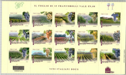 Italy 2012, Fruit, Fruits, Grapes, Wines, Self-Adhesive, Sheetlet Of 15v, MNH** - Vins & Alcools