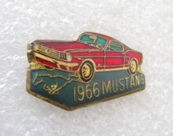 PIN'S   FORD  MUSTANG  1966 - Ford