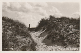 4905 30 Terschelling, Doorkijk Met Brandaris. (Fotokaart)  - Terschelling