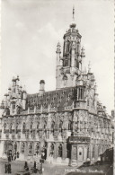 4905 257 Middelburg, Stadhuis. (Fotokaart.) (Rechtsonder Een Kleine Vouw.)  - Middelburg