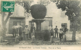 83 , LE BAUSSET , Grande Fontaine , Place De La Mairie , * 381 82 - Le Beausset