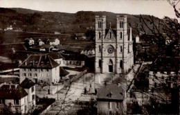 SAINT-LAURENT-DU-PONT   ( ISERE )    L ' EGLISE - Saint-Laurent-du-Pont