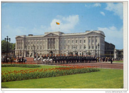 LONDON - Household Cavalry At BUCKINGHAM Palace - Buckingham Palace