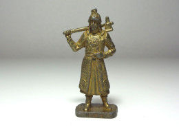 [KNR_0131] KINDER, 1995 - Huns > HUN - 2 / K95 N° 108 (40 Mm, Brass) - Figurines En Métal