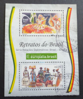 Brazil 2011  Europalia - Carnaval - Kaiapo Indianen  Block  Used   #6336 - Blokken & Velletjes