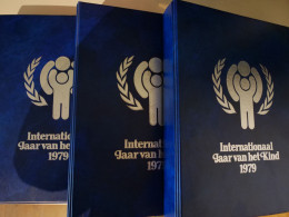 Internationaal Jaar Van Het Kind 1979 , Année Internationale De L'enfant 1979 - Sammlungen (im Alben)