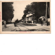 88 CHATEL NOMEXY La Gare , Arrivée Du Train ,chef De Gare Sur Le Quai Avec Voyageurs , édition Bouteiller - Nomexy