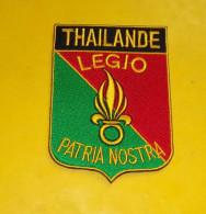 TISSU PATCH : LEGION AMICALE DES ANCIENS SOLDATS D'ORIGINE DE LA THAILANDE    , DIAMETRE 9 CM , BON ETAT VOIR PHOTOS . P - Ecussons Tissu