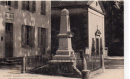 Chamesson Monument Aux Morts De La Grande Guerre Militaria Patriotique Propagande Honneur à Nos Soldats Conflit - Monuments Aux Morts