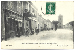 LA CHAPELLE LA REINE - Place De La République - La Chapelle La Reine